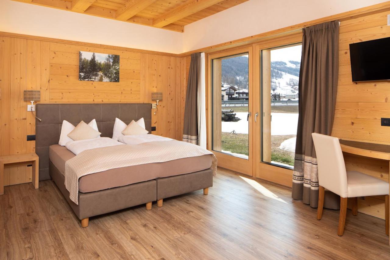 B&B Ecohotel Chalet Des Alpes Livigno Exterior photo